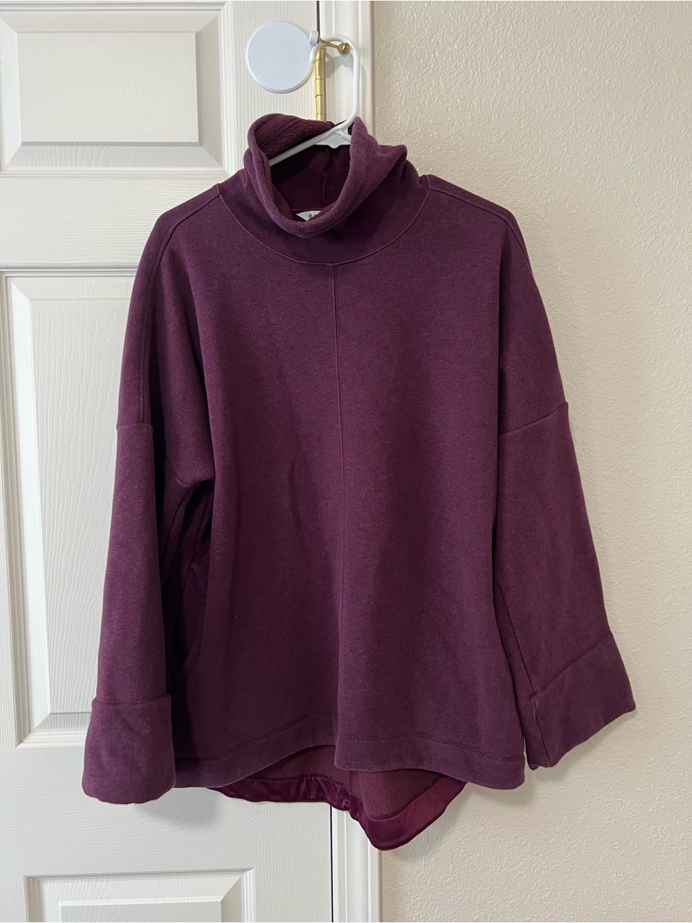 Athleta Cozy Karma Funnel Neck Sweatshirt Plum Purple Oversized Medium